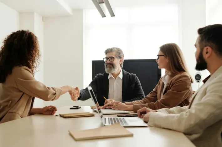 Sourcing Agent vs. Purchasing Agent: Defining the Modern Supply Chain